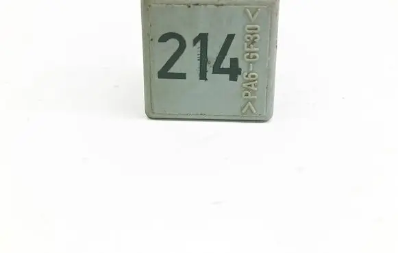 Audi A6 S6 C4 4A Other relay 443951253K