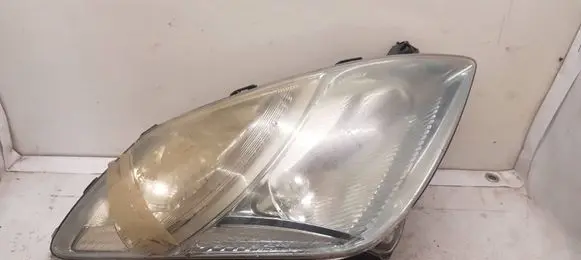 Toyota Prius (XW20) Headlight/headlamp WY21W22CP