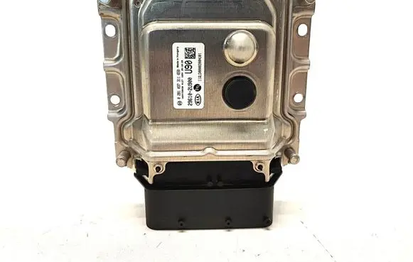 KIA Sportage Engine control unit/module 296102U900