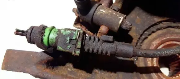 Citroen Xantia ABS brake wheel speed sensor