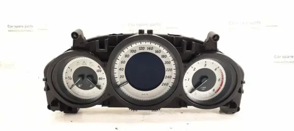 Mercedes-Benz C W204 Speedometer (instrument cluster) 2049002408 2049004108