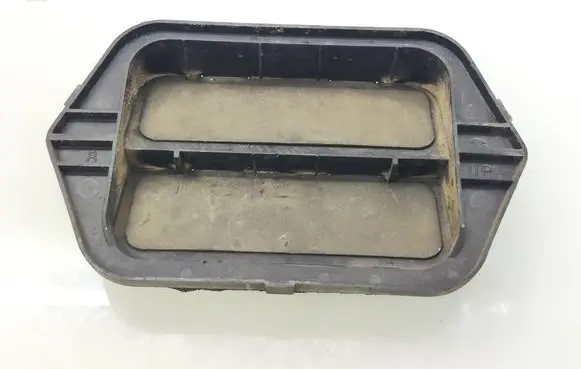 Mazda CX-5 Quarter panel pressure vent C14551921