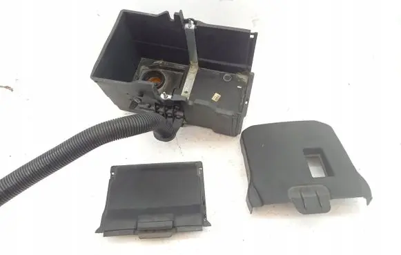 Ford Focus Battery box tray 