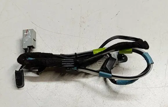 Mazda 6 Aerial antenna amplifier GHK3669N0T3 GHK3669N0 035159D