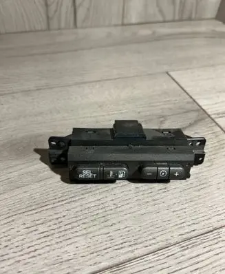 Other switches/knobs/shifts