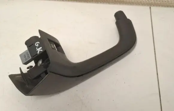 Volkswagen Golf Plus Rear door handle trim 5M0867179