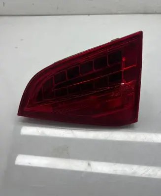 Audi A4 S4 B8 8K Tailgate rear/tail lights 8k9945094b