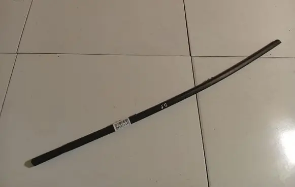 Renault Laguna III Front door glass trim molding 