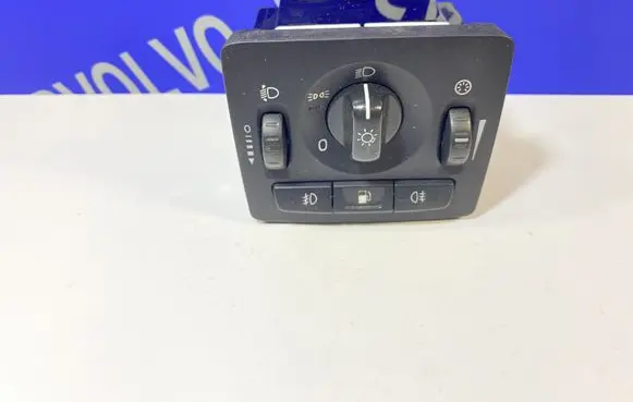 Volvo V50 Light switch 30739300