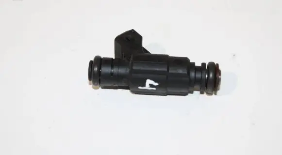 Audi A3 S3 8L Fuel injector 06A906031BA 0280156061