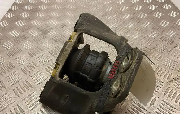 Volvo XC60 Engine mount bracket 31686885
