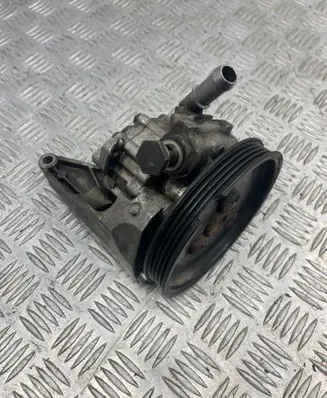 BMW 3 E90 E91 Power steering pump 7692974546