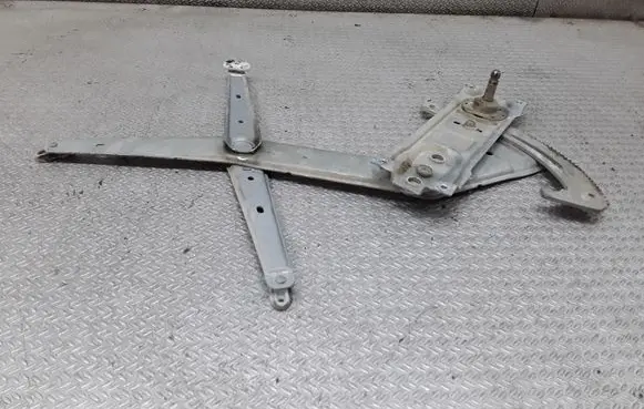 Opel Astra F Front door manual window regulator 