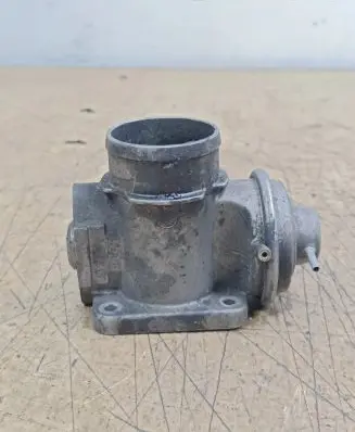 BMW 5 E39 EGR valve 11712248139 2248139