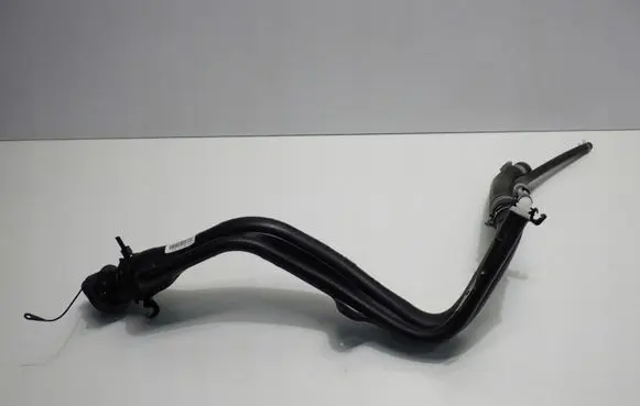 Suzuki SX4 S-Cross Fuel tank filler neck pipe 4093102
