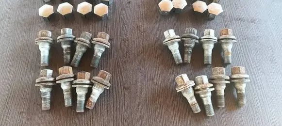 Citroen DS4 Nuts/bolts 