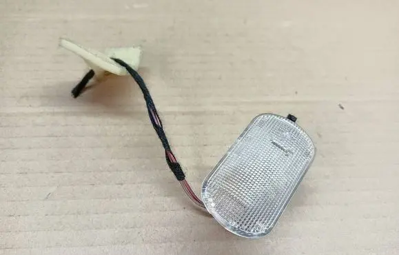 Skoda Yeti (5L) Glove box light 