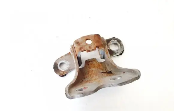 Hyundai Getz Front door upper hinge
