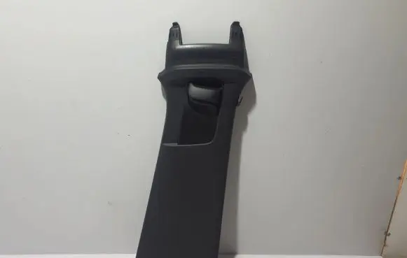 Volvo C40 (B) pillar trim (top) 32368537