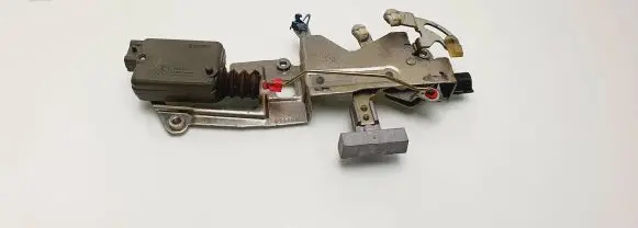Renault Master II Sliding door lock 075100