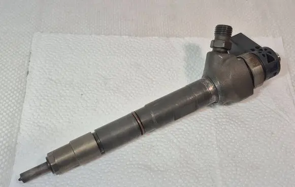 Fuel injector