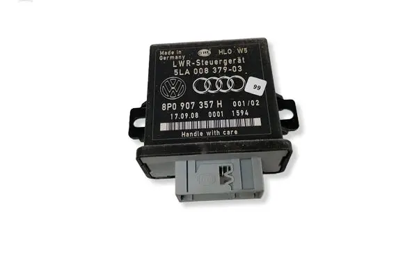 Audi Q7 4L Light module LCM 8P0907357H