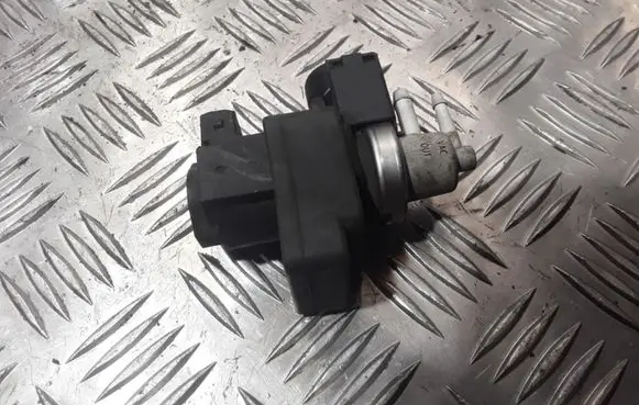 Renault Scenic II - Grand scenic II Turbo solenoid valve 8200270351