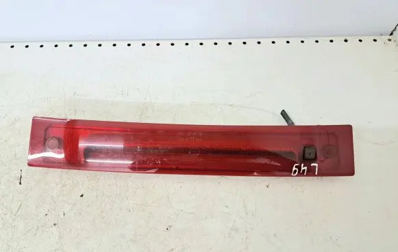 Volvo XC90 Third/center stoplight