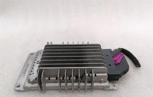 Maybach 57/62 Sound amplifier A2408203389