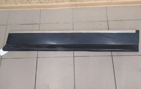 Citroen C6 Front door trim (molding) 9660922477