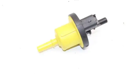 Nissan Juke II F16 Engine mount vacuum valve 149304569R