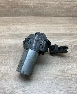 Peugeot 206 Rear window wiper motor 9638664980