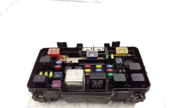 Honda Civic Fuse module S6FM4 6284031601270008