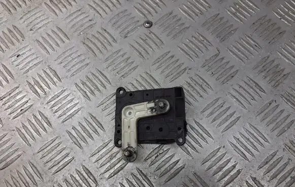 KIA Carens I A/C air flow flap actuator/motor B40073-0550