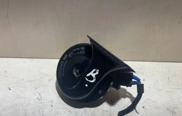Volkswagen New Beetle Horn signal 1C0951223 3B0951223