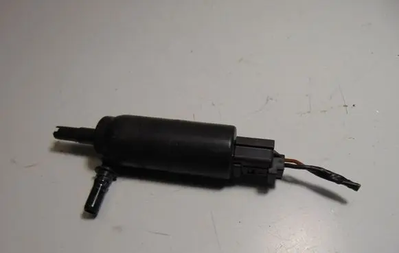 BMW X5 E70 Headlight washer pump 7217792