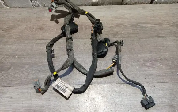 Volvo V40 Rear door wiring loom 31313719 31313719AG