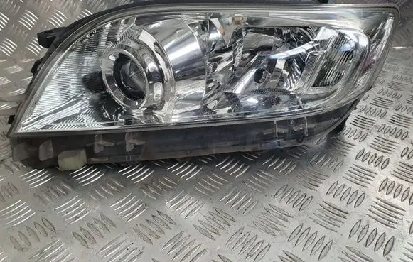 Toyota Corolla E140 E150 Headlight/headlamp