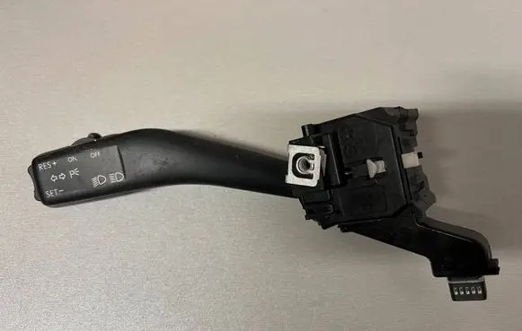 Volkswagen Touran I Indicator stalk 1K0953513A