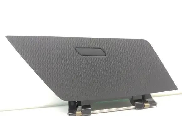 Volkswagen Tiguan Glove box 5NB857922