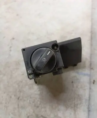 Mercedes-Benz E W210 Light switch 732912 2105451104
