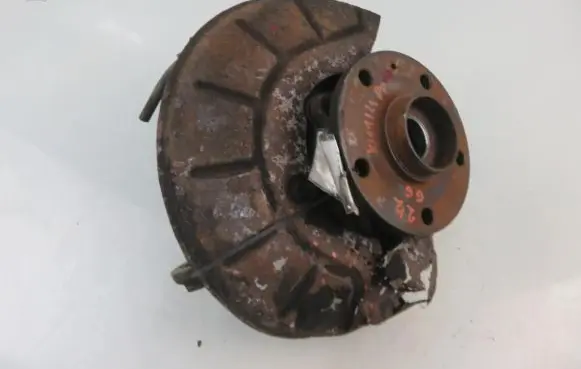Volkswagen Golf V Front wheel hub spindle knuckle