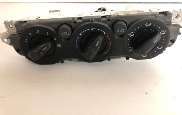 Ford Focus Climate control unit 3M5T19980AD
