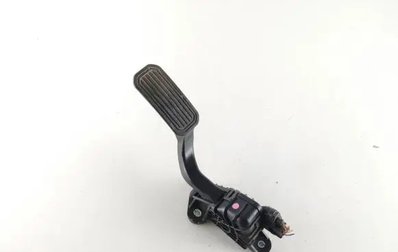 Lexus RX 330 - 350 - 400H Accelerator throttle pedal 7812048090 1988003050 05J074341A4