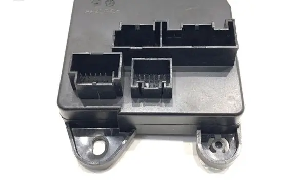 Audi TT TTS RS Mk3 8S Other control units/modules 8S0820043