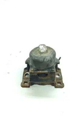 Nissan Navara D40 Engine mount bracket 