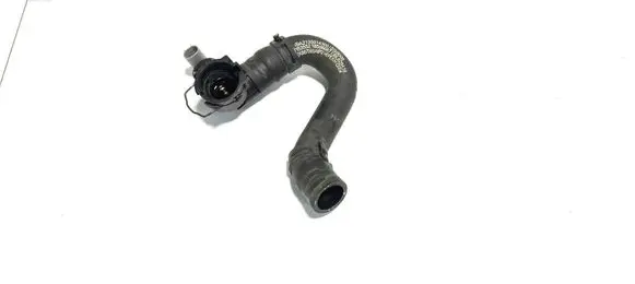 Engine coolant pipe/hose