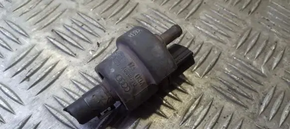 Valve vacuum