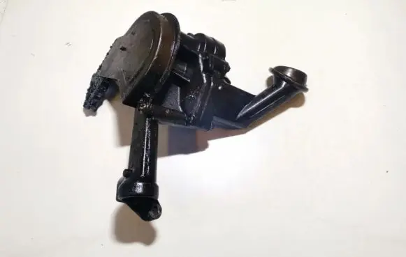 Mercedes-Benz A W168 Oil pump a1661810020