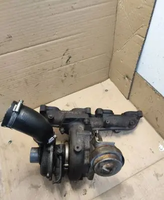 Mazda 323 F Turbo VJ500304 RF4F 4V16615D